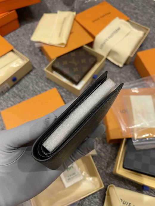 LV原单，男士钱包，全新配礼盒，淡季福利，限时亏本清仓🉐️，错过不再有，正品代购级别！乱真无压力… 商品图2