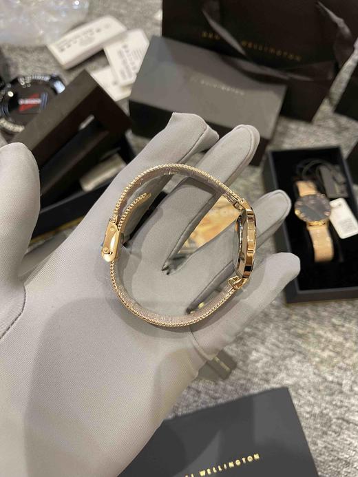 DW女士石英腕表（白盘），经典款32表盘，原单，全套礼盒包装，特价清仓秒杀🉐️123包邮，错过不再有⚠️ 商品图5