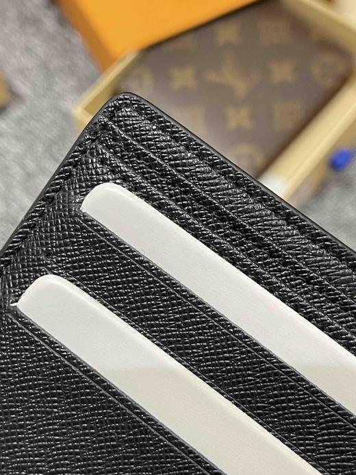 LV原单，男士钱包，全新配礼盒，淡季福利，限时亏本清仓🉐️，错过不再有，正品代购级别！乱真无压力… 商品图7