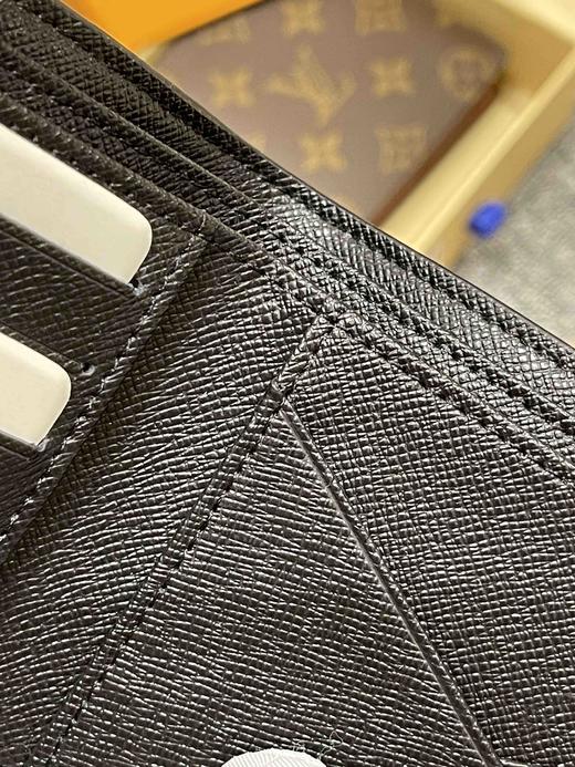 LV原单，男士钱包，全新配礼盒，淡季福利，限时亏本清仓🉐️，错过不再有，正品代购级别！乱真无压力… 商品图8