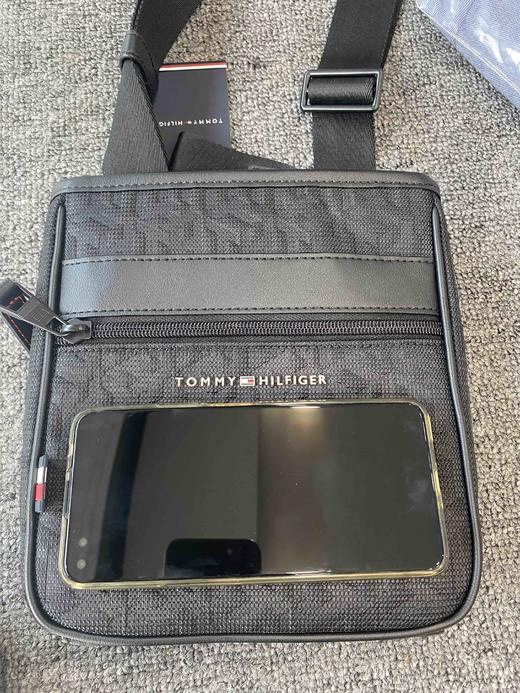 Tommy Hilfiger 2021早秋款男款斜挎包轻奢正价线保真 商品图9