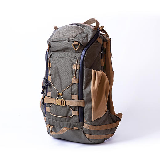 河豚炸弹 通勤户外多功能大容量双肩背包 登山包 商品图4