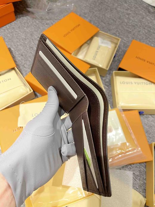 LV原单，男士钱包，全新配礼盒，淡季福利，限时亏本清仓🉐️，错过不再有，正品代购级别！乱真无压力… 商品图4
