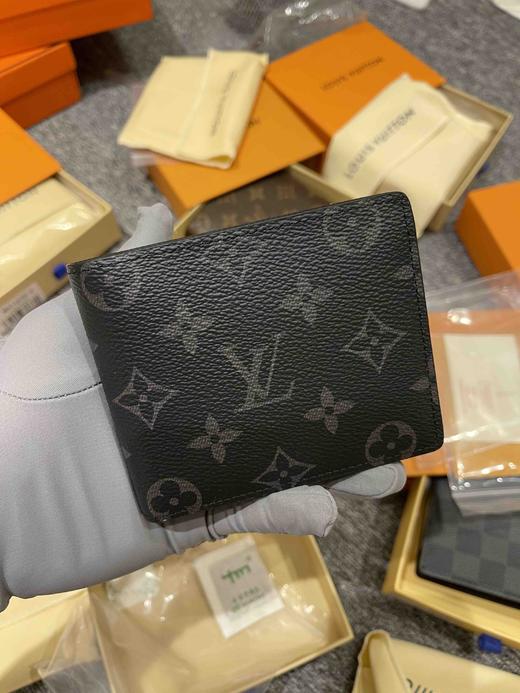 LV原单，男士钱包，全新配礼盒，淡季福利，限时亏本清仓🉐️，错过不再有，正品代购级别！乱真无压力… 商品图0