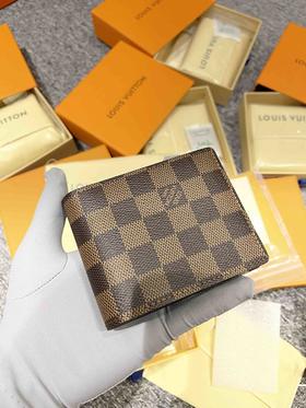LV原单，男士钱包，全新配礼盒，淡季福利，限时亏本清仓🉐️，错过不再有，正品代购级别！乱真无压力…