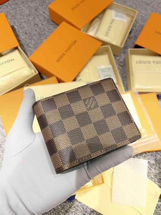 LV原单，男士钱包，全新配礼盒，淡季福利，限时亏本清仓🉐️，错过不再有，正品代购级别！乱真无压力… 商品图0