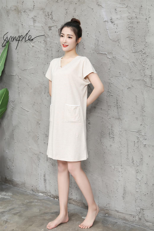 【产地直发包邮】乐坊—V领家居裙 商品图4