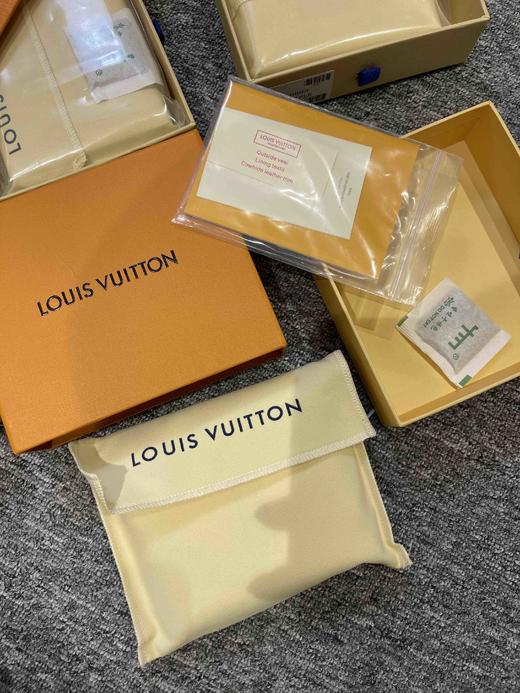 LV原单，男士钱包，全新配礼盒，淡季福利，限时亏本清仓🉐️，错过不再有，正品代购级别！乱真无压力… 商品图12