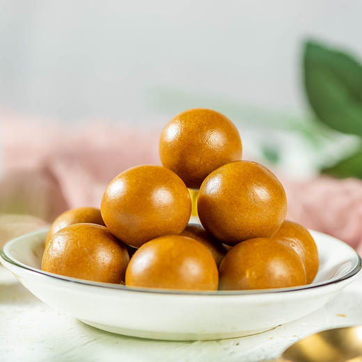 枇杷雪梨丸   200克 20粒/瓶 商品图1