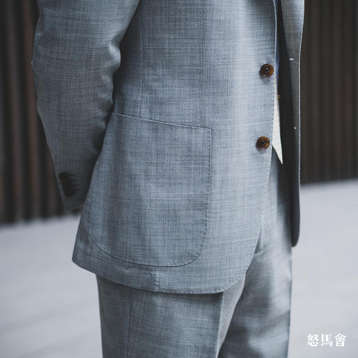 Hardy Minnis Fresco III Lite 强捻抗皱浅灰色意式全麻衬套装 商品图5