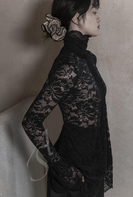 Paco Rabanne 米白色/黑色高领蕾丝上衣 商品图2