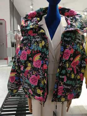 返季羽绒服休闲款99216款