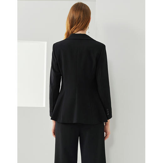 EITIE爱特爱秋季新款时尚气质通勤百搭简约收腰显瘦西装外套6303009 商品图8