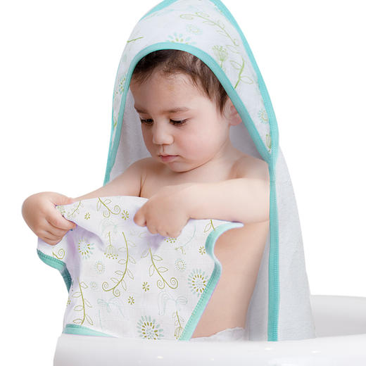 伯斯马丁【A类标准】竹纤维浴巾套装 （浴巾一条90*90cm 手帕一条30*30cm） 商品图0