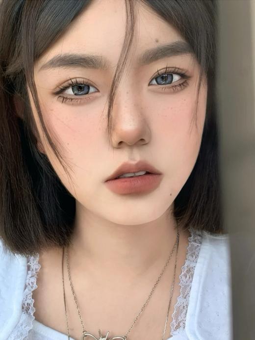 【小红书推荐款】yukicon  边岸鲸海，年抛/直径14.5/着色13.8，158/一副，208/两副，238/三副，288/五副，最高度数有1000，日抛换购活动请咨询客服，5月25号结束 商品图10