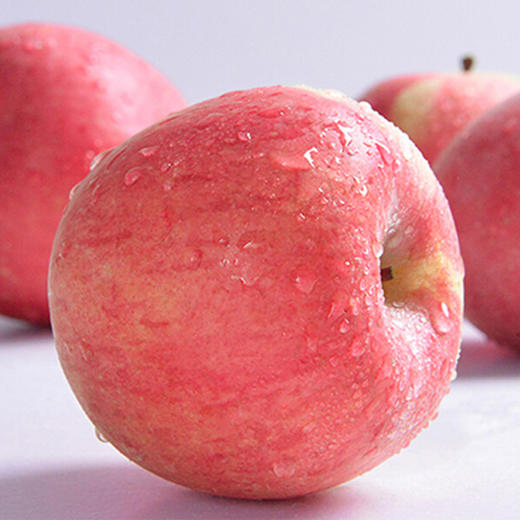 佳沃 山东富士5斤装（约15粒）    新鲜当季水果整箱包邮 商品图1