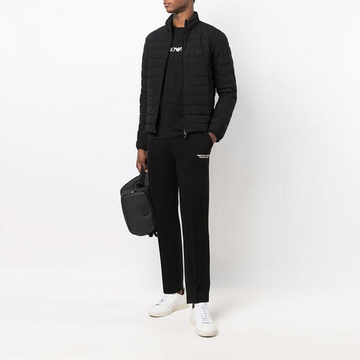 ARMANI 阿玛尼 男士徽标圆领短袖T恤 黑色 8N1TN5 1JPZZ 0021 商品图3