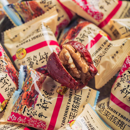 新疆特色小吃 枣夹核桃 500g/袋 商品图3