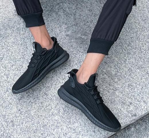 【防泼水，防污！】卡帝乐鳄鱼男女休闲防泼水飞织鞋，防滑鞋，夏季飞织跑鞋，柔软耐磨时髦百搭！脚宽脚胖建议拍大一码！ 商品图4