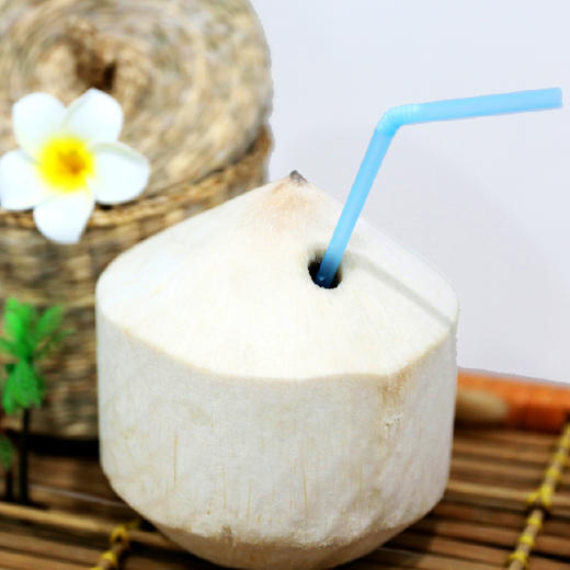 【臻选水果】【大果900G】佳沃泰国进口椰青4个香水椰子新鲜奶肉皇宝顺丰包邮 商品图4