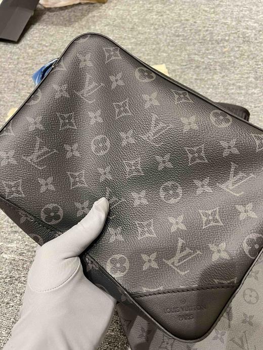 Lv男士4合一休闲包，乱真无压力，细节自己看，老板来省钱，出入专柜无压力 商品图5
