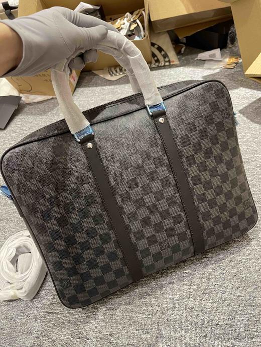 Lv男士公文包，原单，乱真无压力，细节自己看，老板省钱，出入专柜无压力， 商品图3