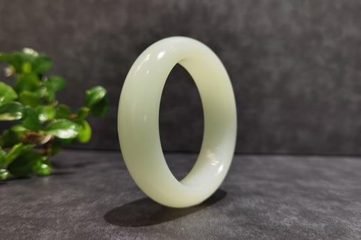 【御珠宫坊·传藏系列】羊脂白玉手镯57.8mm 商品图2
