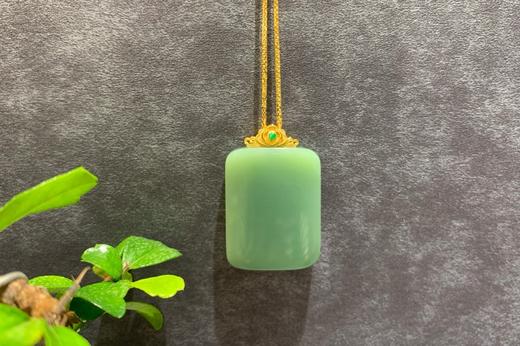 【御珠宫坊】金镶碧玉无事牌 商品图0