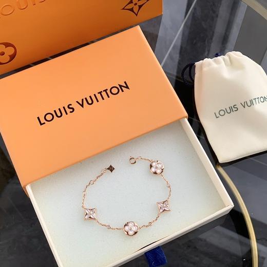 价值20000+ 神仙颜值 海外渠道！LV新款B BLOSSOM系列四花贝母手链 S925银厚镀18K真金玫瑰金 高级感爆棚 晶莹剔透 美轮美奂 上手大气高贵 配送全套包装 预售 商品图2