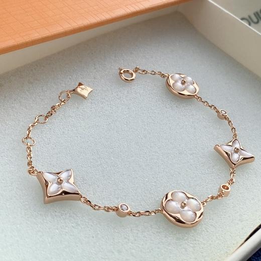 价值20000+ 神仙颜值 海外渠道！LV新款B BLOSSOM系列四花贝母手链 S925银厚镀18K真金玫瑰金 高级感爆棚 晶莹剔透 美轮美奂 上手大气高贵 配送全套包装 预售 商品图1