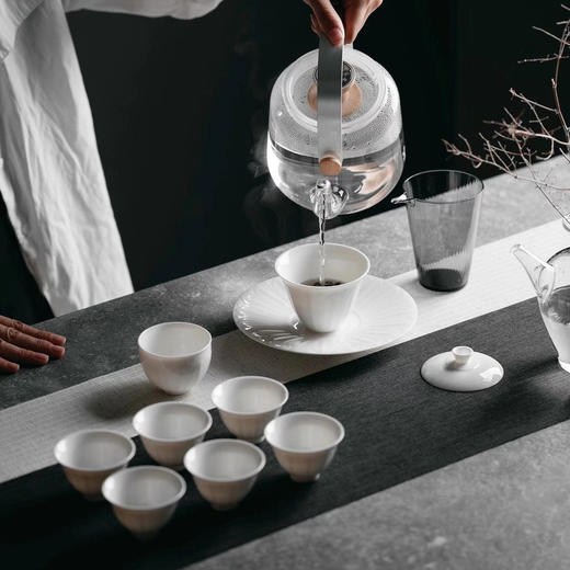 逆白菊瓣纹白瓷套组 素雅清新 温润静谧 商品图2