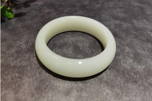 【御珠宫坊·传藏系列】羊脂白玉手镯57.8mm 商品图1