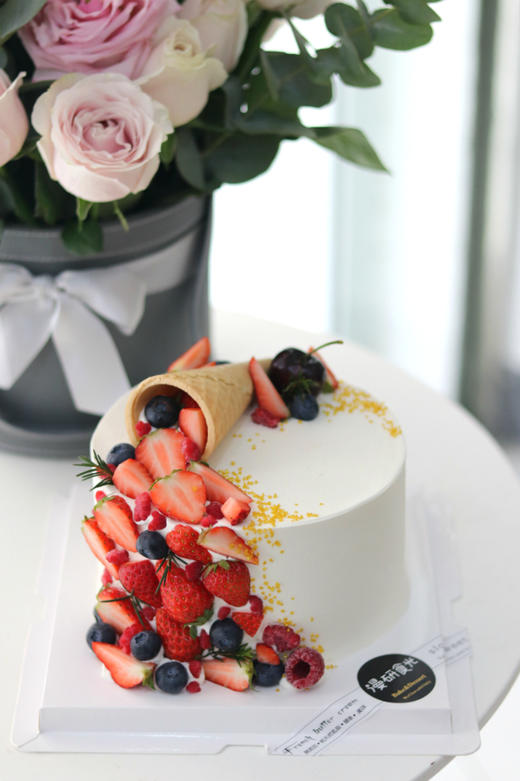 【生日蛋糕】甜筒草莓装饰款（无草莓季节换其他水果） 商品图1