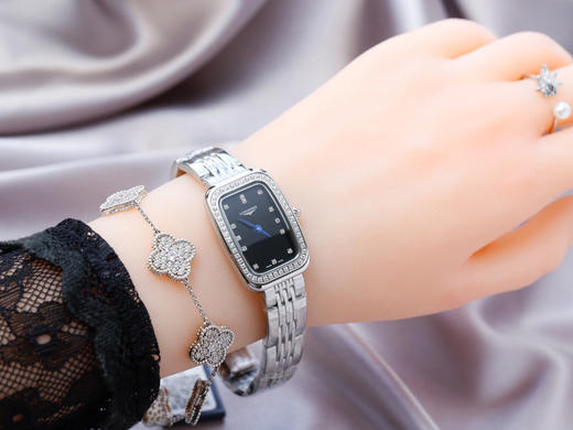 【钻圈款】浪琴LONGINES 马术骑士系列女表！小巧的表款 商品图3