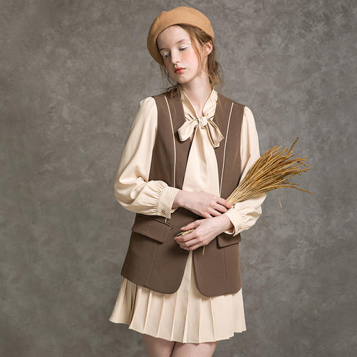 famecoco范可儿套装女秋时尚马甲衬衫两件套F216EC008 商品图0