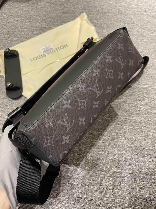 Lv男士休闲包，乱真无压力，细节自己看，老板来省钱，出入专柜无压力 商品图3