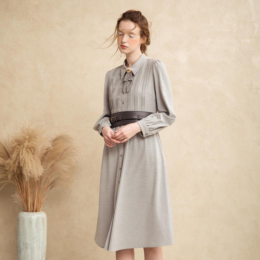 Famecoco范可儿连衣裙秋气质垂坠复古中长款衬衫裙F216FA001 商品图1