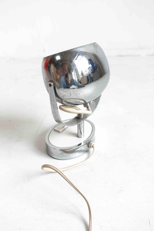 1970s银色太空感眼睛中古小台灯 商品图4