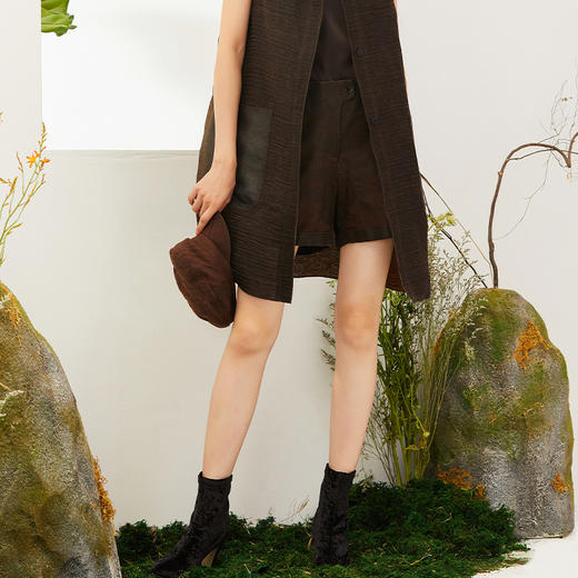 TANGY Collection/天意精品百搭时尚单品手工莨染牛仔短裤L212506 商品图3