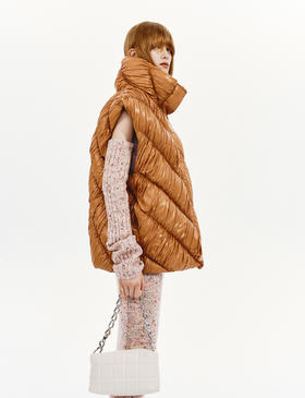 EVENING 牛角包羽绒马甲 黑色/焦糖色 【可口系列】