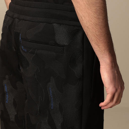 ARMANI 阿玛尼 男士刺绣图案黑色休闲短裤 3K1P92 1JDSZ F036 商品图3