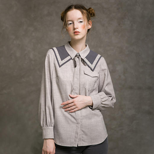 famecoco范可儿女士衬衫秋季文艺绣花百搭开衫衬衣F216BH006 商品图1