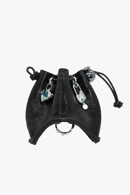 21AW TABOO｜愚人船 皮具系列 - 皱面羊皮戒指迷你月牙包 商品图1