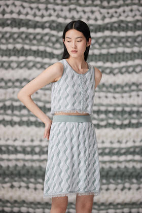  2021春夏新款波纹系列上衣半身裙套装