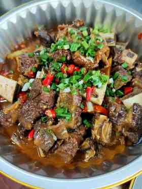 红烧牛排骨，1份2.5斤