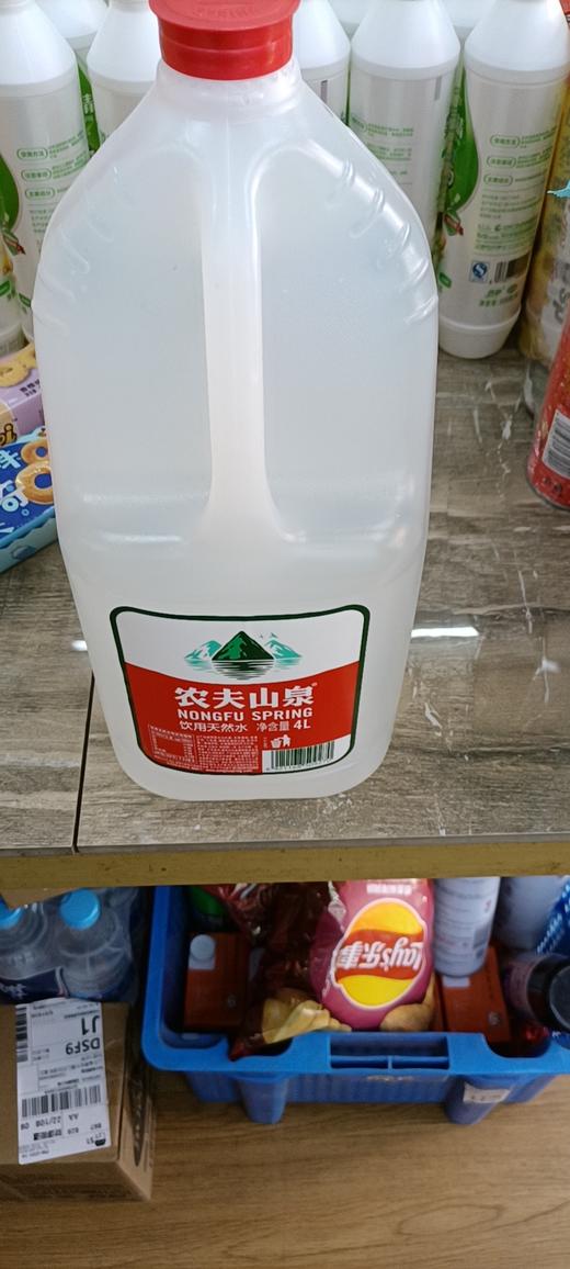 农夫山泉天然水4L 商品图0