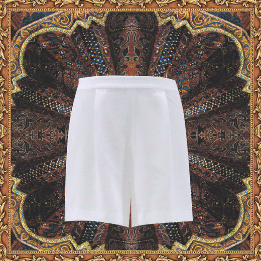 173n076--白色短裤--中世纪的光明--《宁静之美》