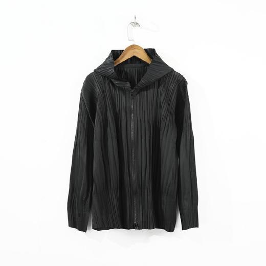 价值3000+ 蒋欣款！三宅早秋新款褶皱拉链连帽薄款防晒衣/外套 显瘦百搭 日本进口聚酯纤维 轻盈透气性好 上身舒适 带齐标签吊牌！ 商品图11