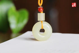 [ 乐遇 ]  和田玉蜂蜜水色平安扣 | 平安如意，圆圆满满