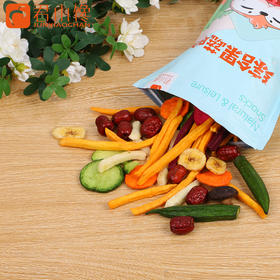 综合果蔬脆，12袋组合，清脆爽口，10种果蔬搭配，低温脱水工艺，留住蔬果本味和营养，无添加，放心吃M